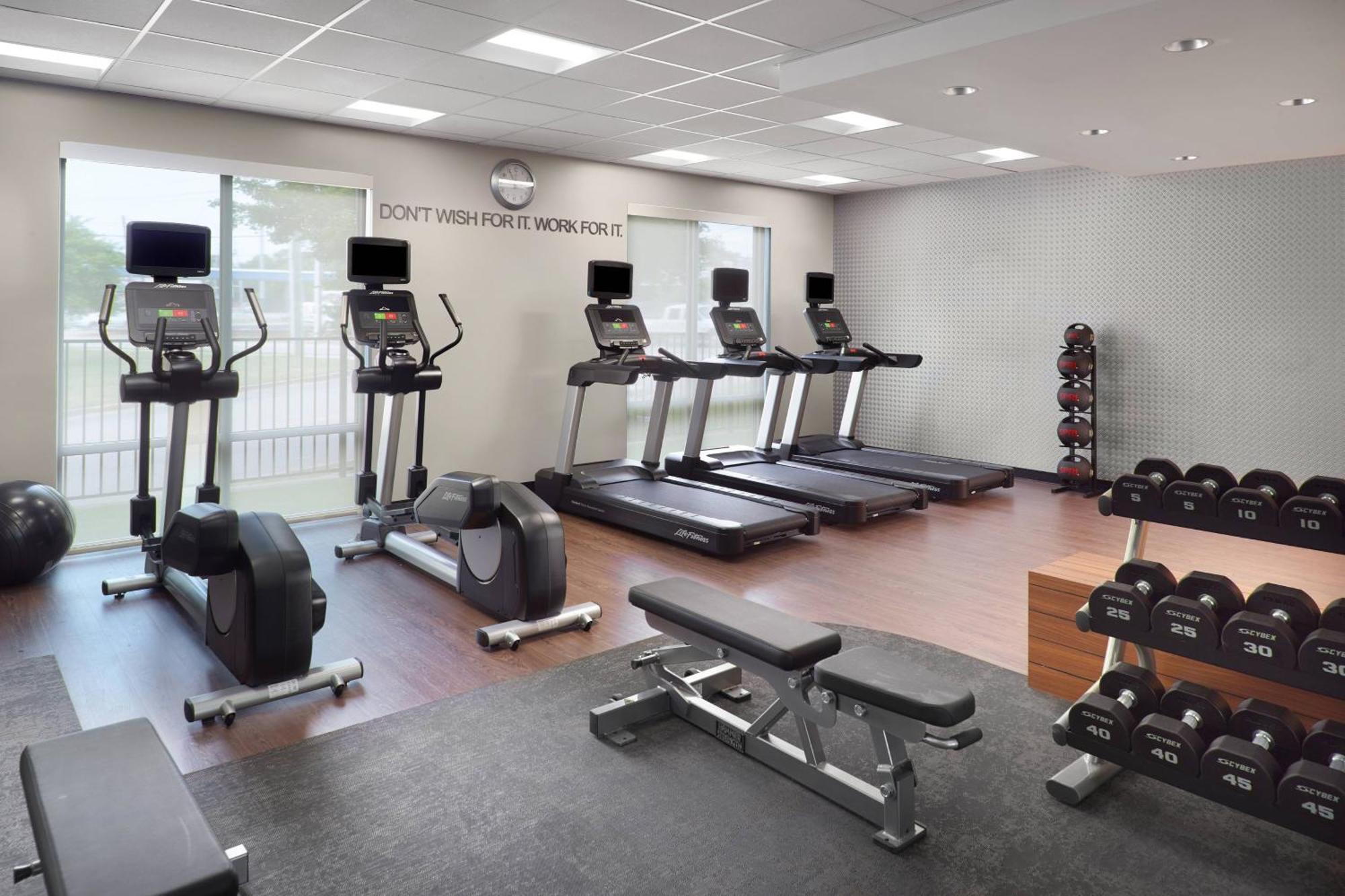 Fairfield Inn & Suites By Marriott Athens-University Area מראה חיצוני תמונה