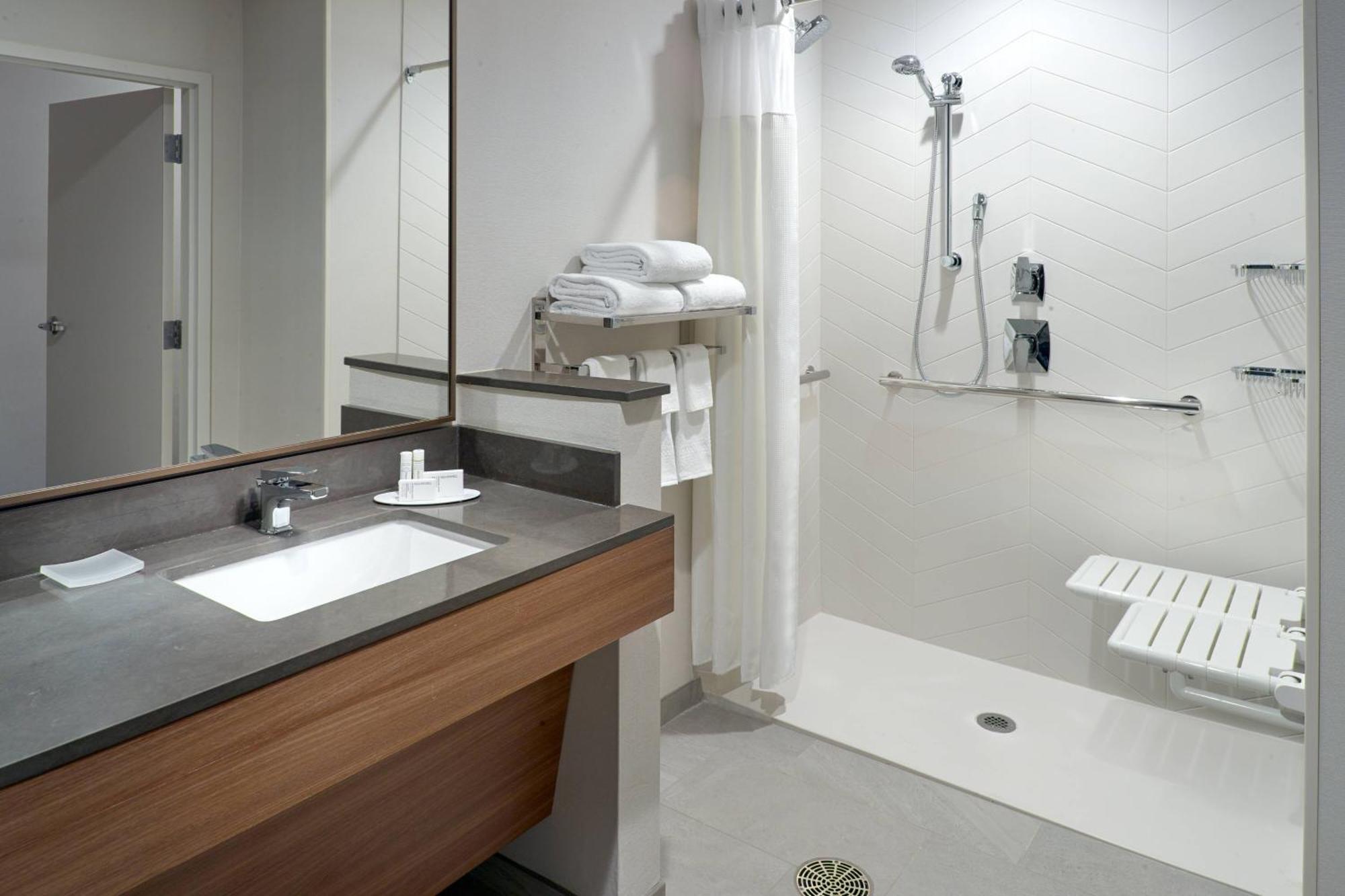 Fairfield Inn & Suites By Marriott Athens-University Area מראה חיצוני תמונה